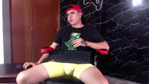 Matias online show from February 27, 2025, 4:10 pm