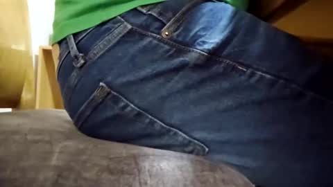 Snapshot of mau422 chatting on October 20, 2025, 6:19 pm mau422 online show from October 20, 2025, 6:19 pm