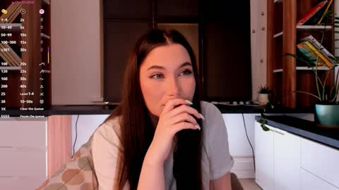 Lucy online show from September 8, 2025, 3:11 pm