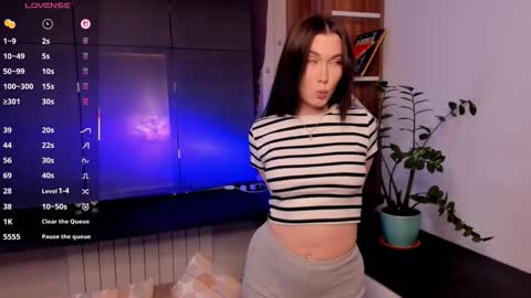 Lucy online show from September 12, 2025, 3:12 pm