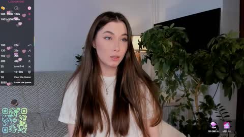 Lucy online show from September 23, 2025, 5:27 pm