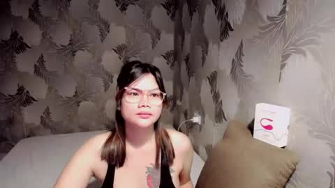 Snapshot of maui2612 chatting on January 14, 2026, 10:25 pm Maui 18 online show from January 14, 2026, 10:25 pm