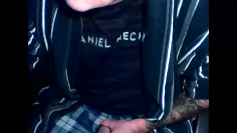 mauni1964 online show from February 2, 2026, 5:39 am