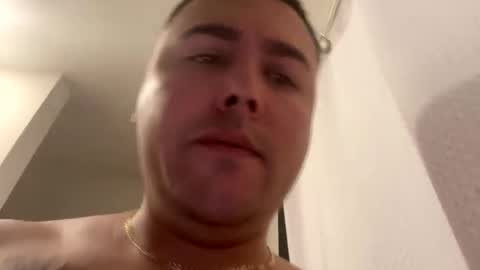 mauricio760p online show from September 17, 2025, 3:57 pm