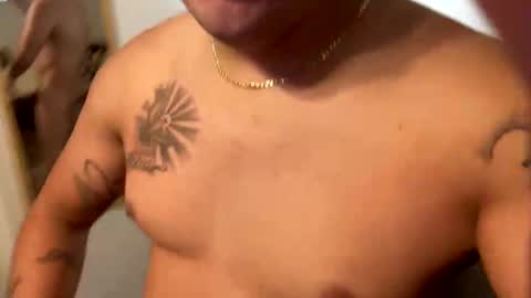 mauricio760p online show from October 7, 2025, 12:13 pm