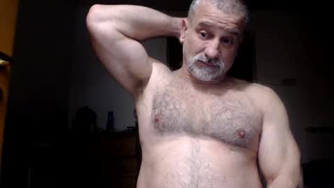 mauro1971 online show from March 31, 2026, 2:24 am