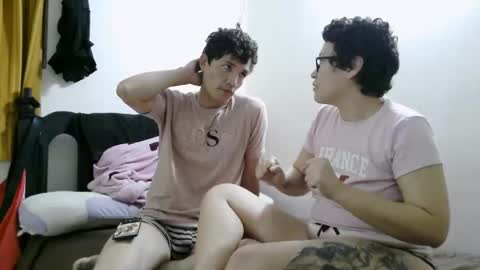 mauroluxandra online show from April 5, 2026, 10:07 pm