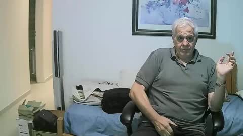 max_2017 online show from December 29, 2024, 3:00 am