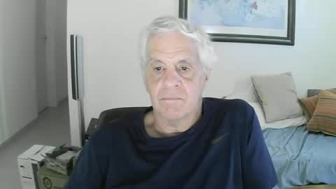 max_2017 online show from February 7, 2025, 8:31 pm