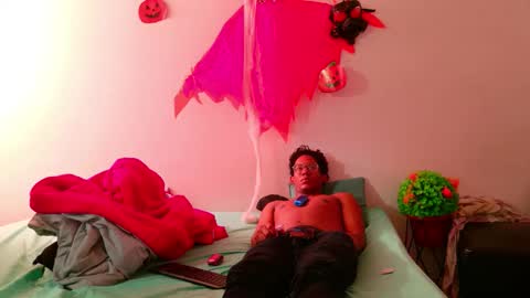 max_cumpower72 online show from November 1, 2025, 6:43 pm