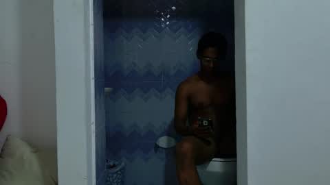 max_cumpower72 online show from November 3, 2025, 10:53 pm