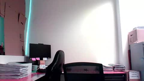 max_cumpower72 online show from November 4, 2025, 9:58 pm