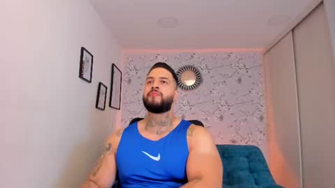 Snapshot of max_dic1 chatting on July 12, 2026, 3:19 am max D. online show from July 12, 2026, 3:19 am