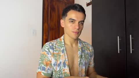 Max Lancaster online show from December 31, 2024, 10:23 pm