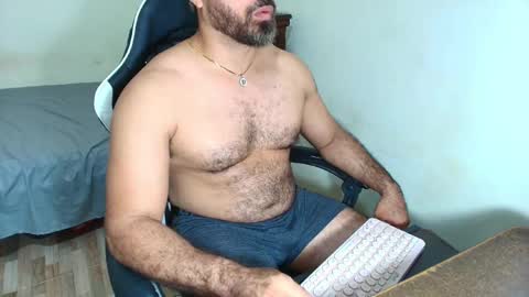 max_love25 online show from February 23, 2026, 9:23 pm