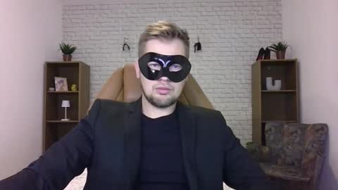 Max  Aliya online show from September 21, 2025, 9:00 am