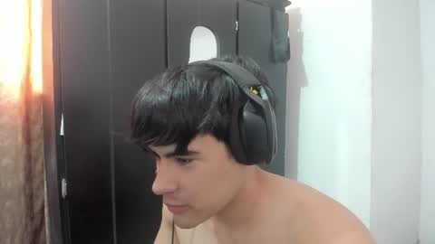Snapshot of max_miller66 chatting on August 5, 2026, 4:10 pm Max online show from August 5, 2026, 4:10 pm