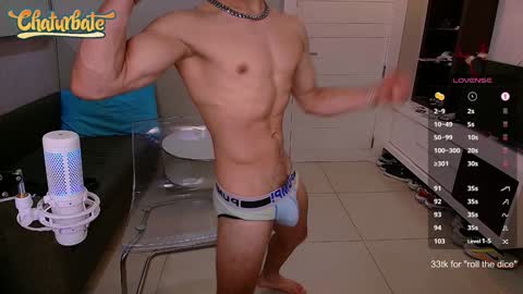 Snapshot of max_russell chatting on December 27, 2024, 2:01 pm Former Porn Star online show from December 27, 2024, 2:01 pm