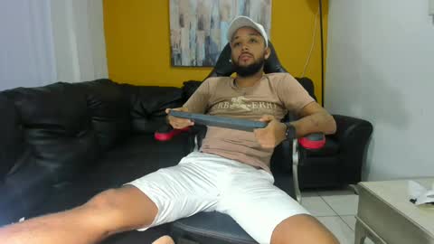 max_sexyhot26 online show from January 6, 2025, 2:26 am