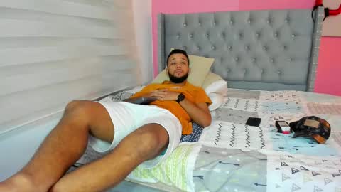 max_sexyhot26 online show from January 10, 2025, 5:58 am