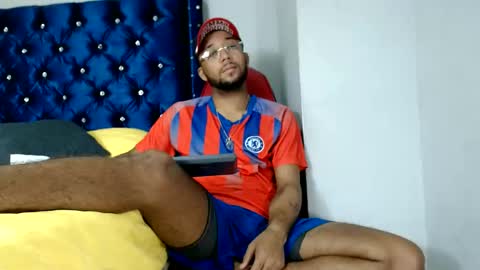 max_sexyhot26 online show from February 26, 2025, 2:59 am