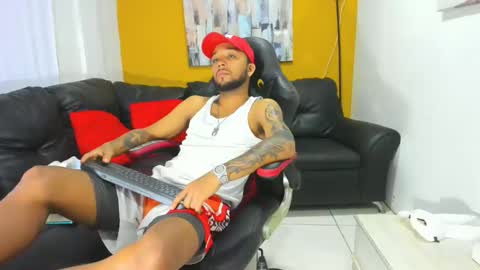 max_sexyhot26 online show from March 6, 2025, 3:13 am