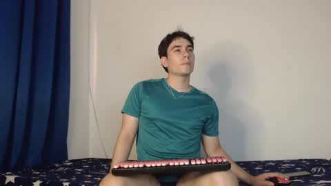 max_snow1616 online show from February 28, 2026, 3:35 pm