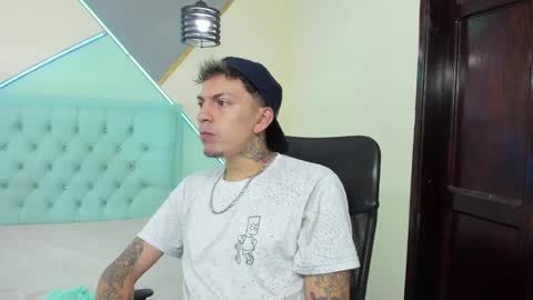 max_sstteel online show from April 8, 2026, 1:11 pm