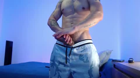 Snapshot of max_xl_ chatting on October 27, 2025, 10:36 pm max_xl_ online show from October 27, 2025, 10:36 pm