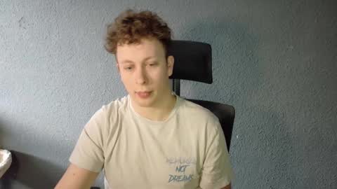 maxboner94 online show from February 25, 2026, 8:02 am