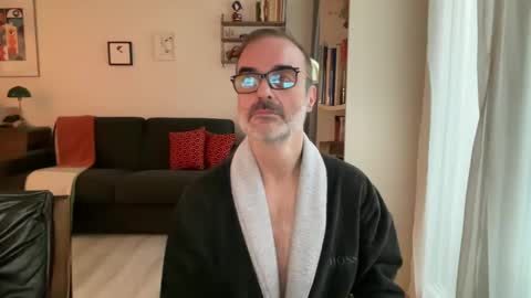 Max Mikado online show from January 18, 2025, 3:27 pm