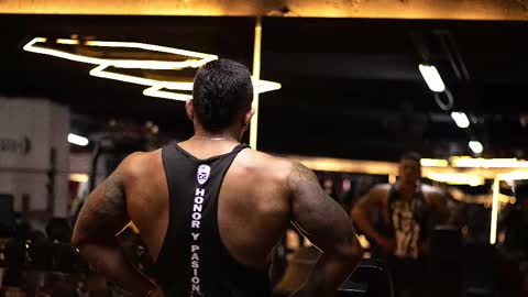 Maxcarther online show from February 17, 2025, 8:26 pm