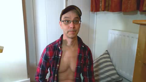 Max Davies online show from February 20, 2025, 6:13 pm