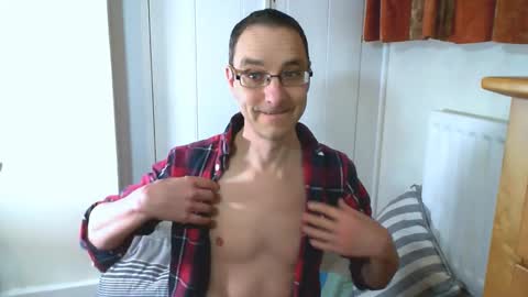 Max Davies online show from March 15, 2026, 2:56 pm