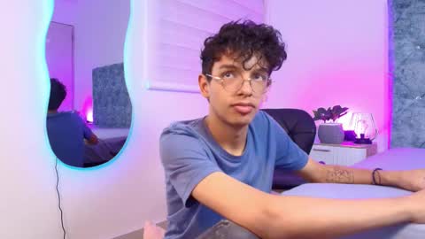 M A X F R O S T   online show from January 15, 2026, 8:12 pm