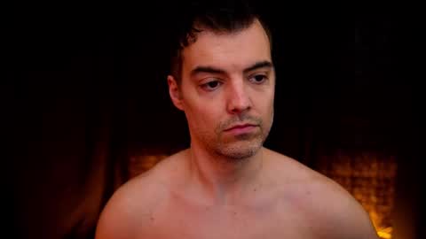 Snapshot of maxhughes chatting on November 4, 2025, 4:33 am Max Hughes online show from November 4, 2025, 4:33 am