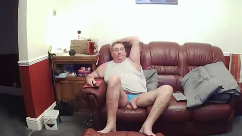 MAX online show from January 5, 2026, 11:08 pm