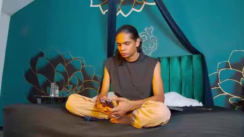 Snapshot of maxi_max0 chatting on July 16, 2026, 7:31 pm Maxi Max online show from July 16, 2026, 7:31 pm