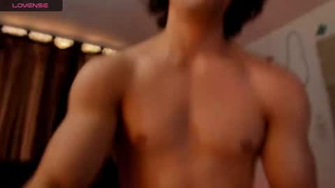 Snapshot of maxi_styles chatting on December 4, 2024, 9:57 pm Alex online show from December 4, 2024, 9:57 pm