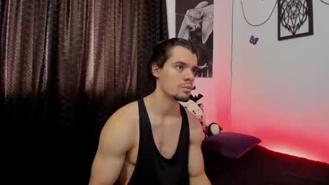 Snapshot of maxi_styles chatting on December 29, 2024, 7:43 pm Alex online show from December 29, 2024, 7:43 pm