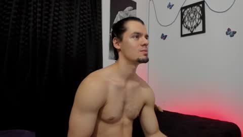 Snapshot of maxi_styles chatting on January 24, 2025, 3:22 am Alex online show from January 24, 2025, 3:22 am