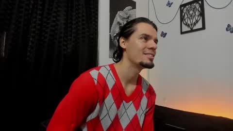 Snapshot of maxi_styles chatting on February 21, 2025, 2:48 pm Alex online show from February 21, 2025, 2:48 pm