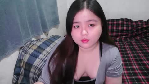 Maxie online show from February 26, 2025, 12:25 pm