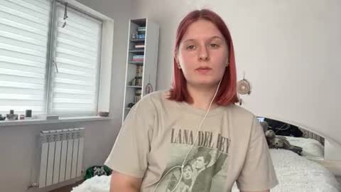 Snapshot of maxietoaston chatting on June 19, 2026, 2:43 pm maxietoaston online show from June 19, 2026, 2:43 pm