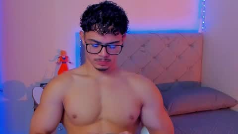 Maximus online show from September 18, 2025, 7:43 am