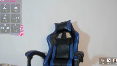Snapshot of maximiliano_kh4lil chatting on June 30, 2026, 1:12 pm Maximiliano online show from June 30, 2026, 1:12 pm