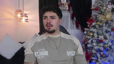Maximo online show from December 11, 2024, 6:58 am