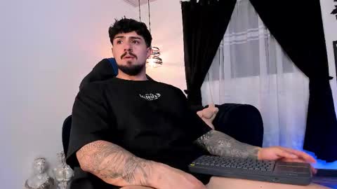 Maximo online show from November 9, 2025, 2:43 am