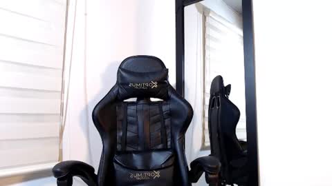 Snapshot of maximo_sebastian chatting on June 14, 2026, 2:24 am Maximo Sebastian online show from June 14, 2026, 2:24 am