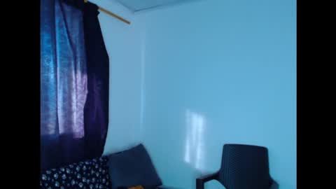 Maximo Aron Vega online show from December 11, 2024, 12:12 pm